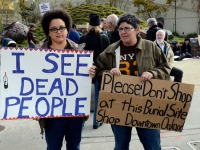 i-see-dead-people-november-25-2011_1.jpg