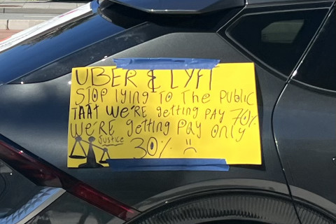 UBER Lyft drivers are angry about the lies of UBER Lyft